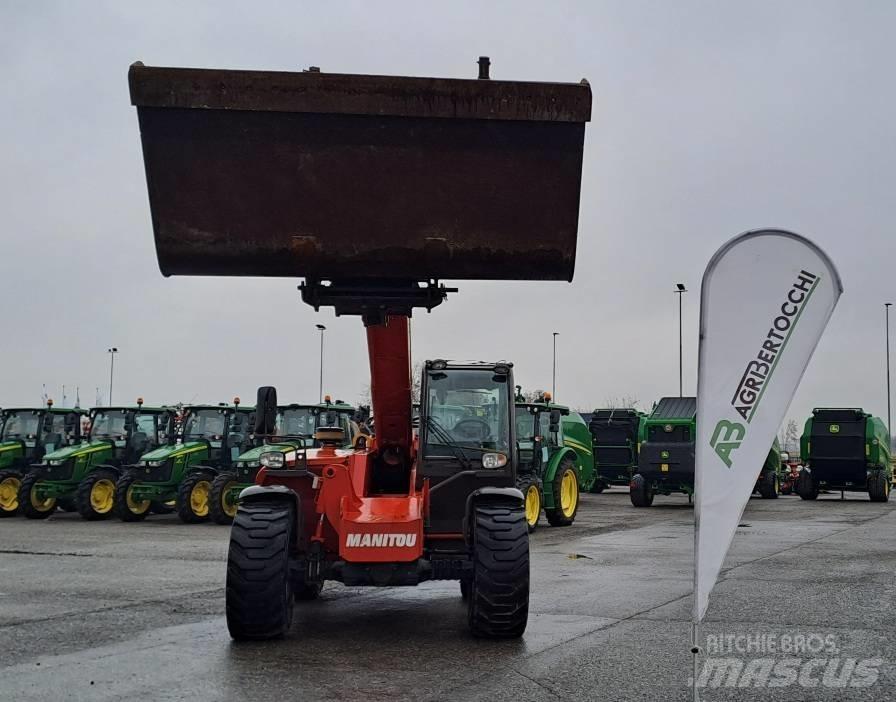 Manitou MHT 950 농업용 텔레 핸들러