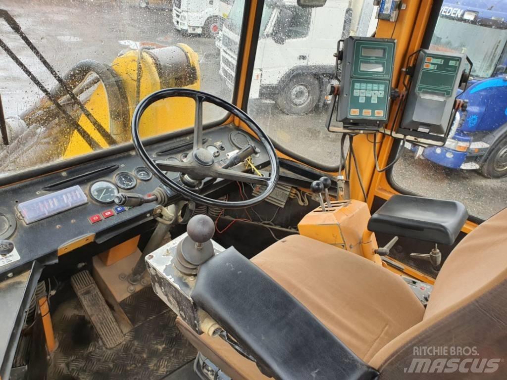 Ljungby 2240  휠로우더