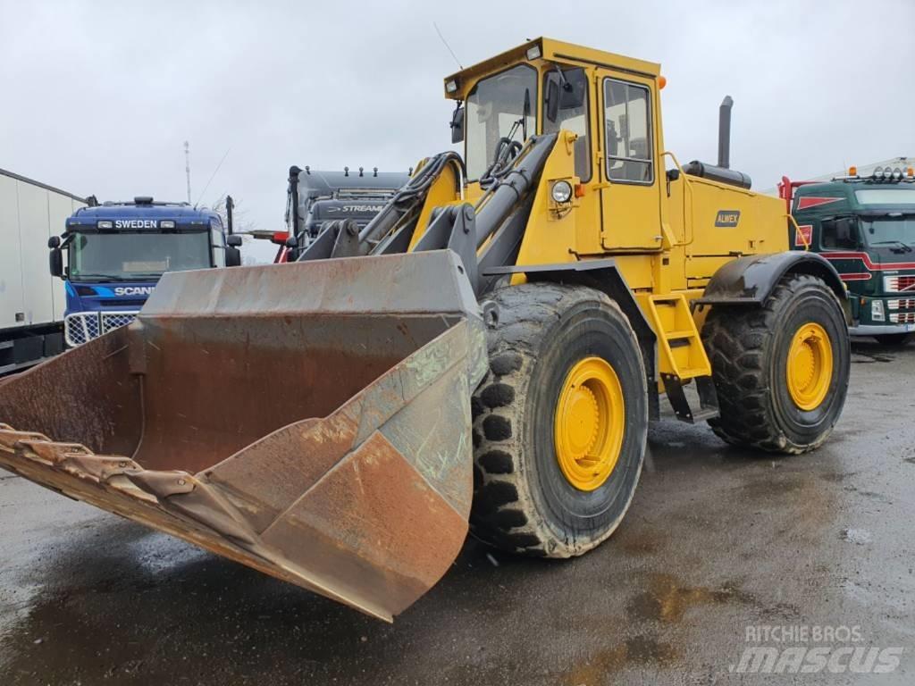 Ljungby 2240  휠로우더