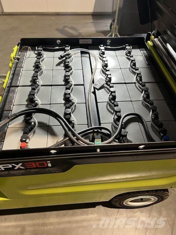  ACTIE - CLARK EPX30i 전동 지게차