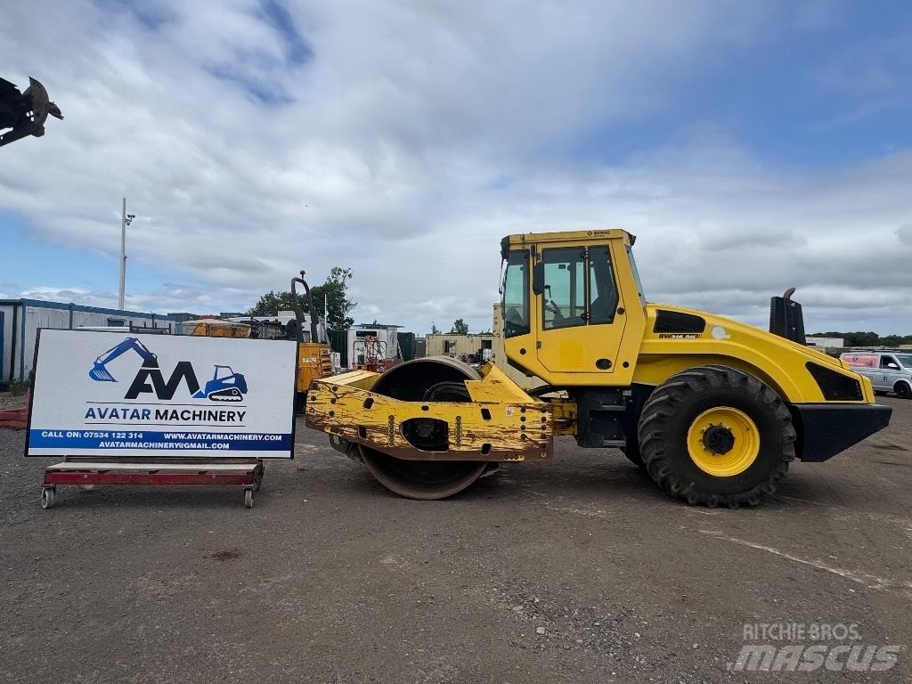 Bomag BW 216 D H-4 싱글 드럼 롤러