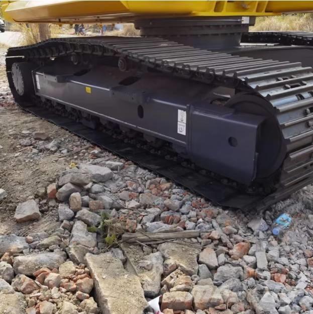 Komatsu PC220-8 대형 굴삭기 29톤 이상