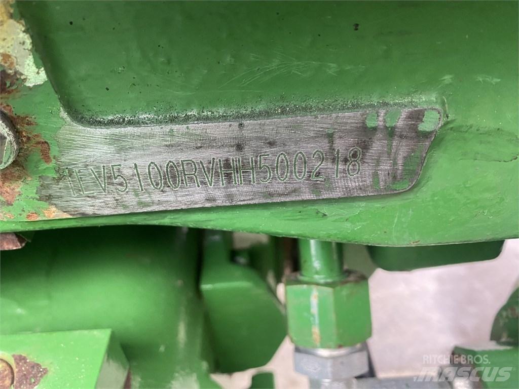 John Deere 5100 R 트랙터