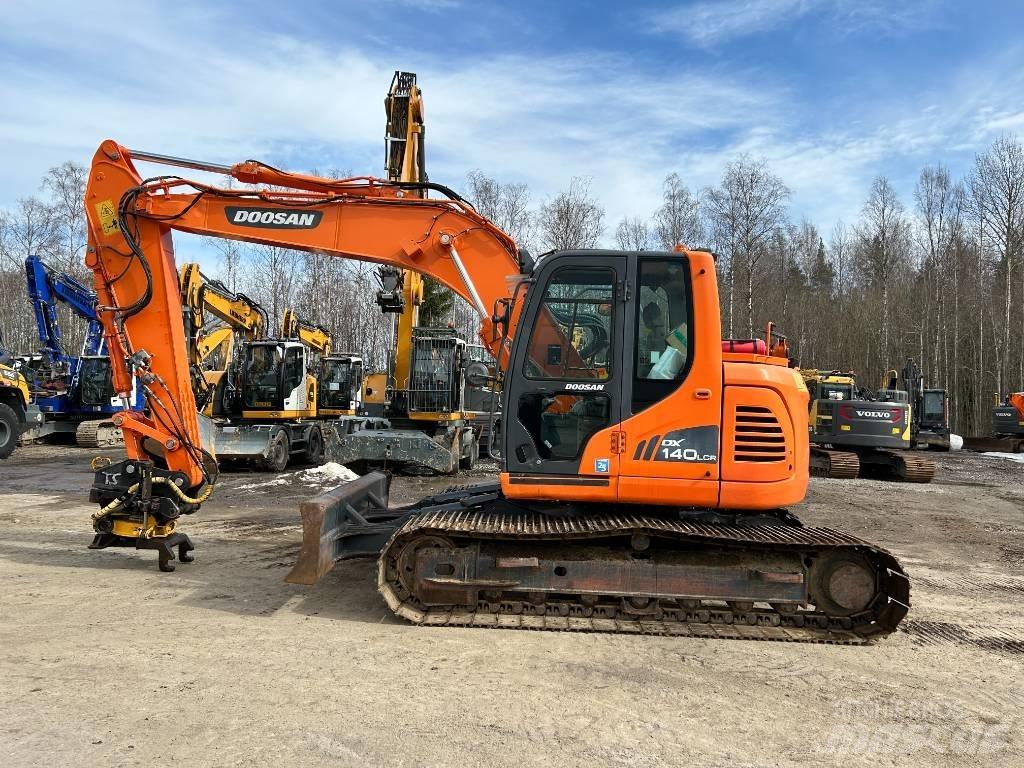 Doosan DX 140 LCR-3 대형 굴삭기 29톤 이상
