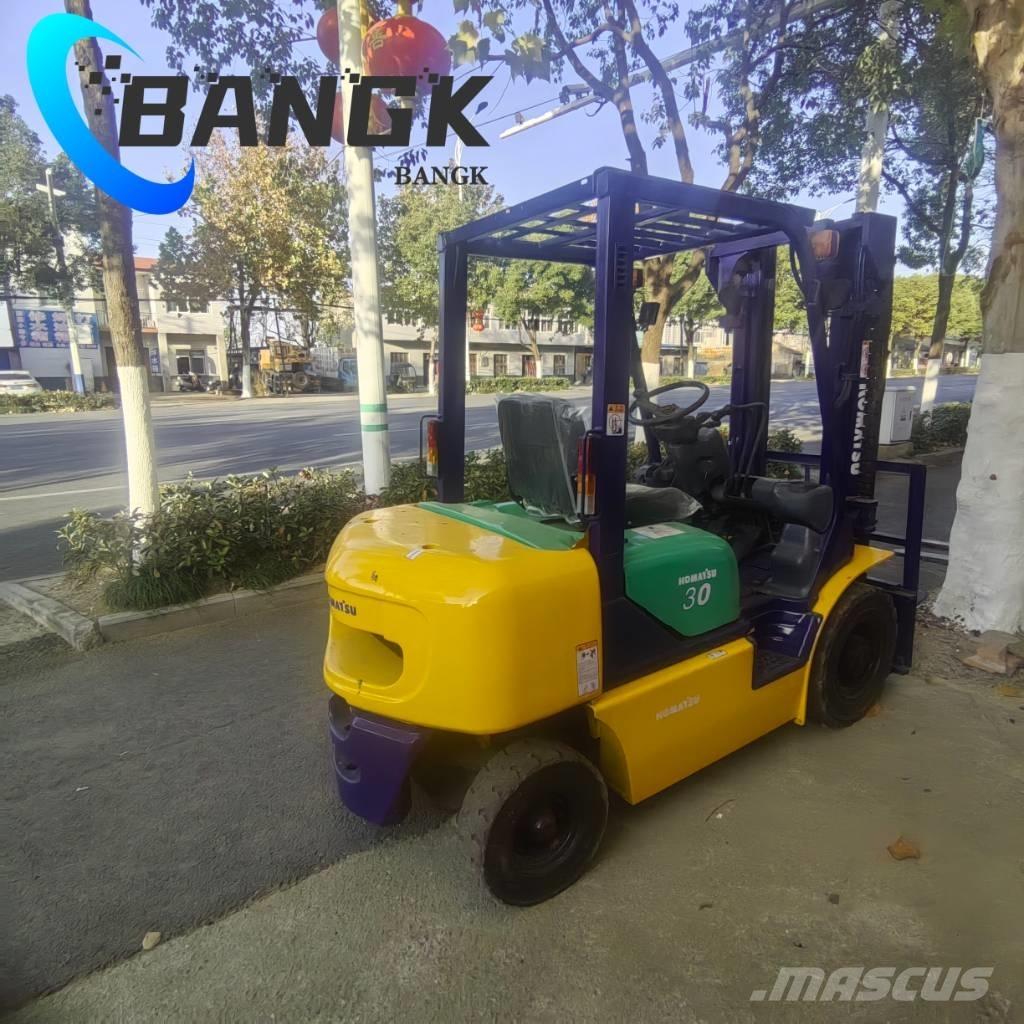 Komatsu FD 30 디젤 지게차