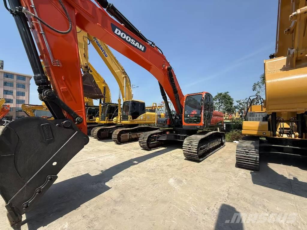 Doosan DX 340 대형 굴삭기 29톤 이상