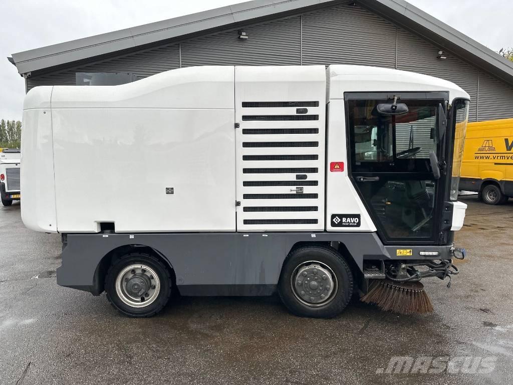 Ravo 540ST 도로 청소차