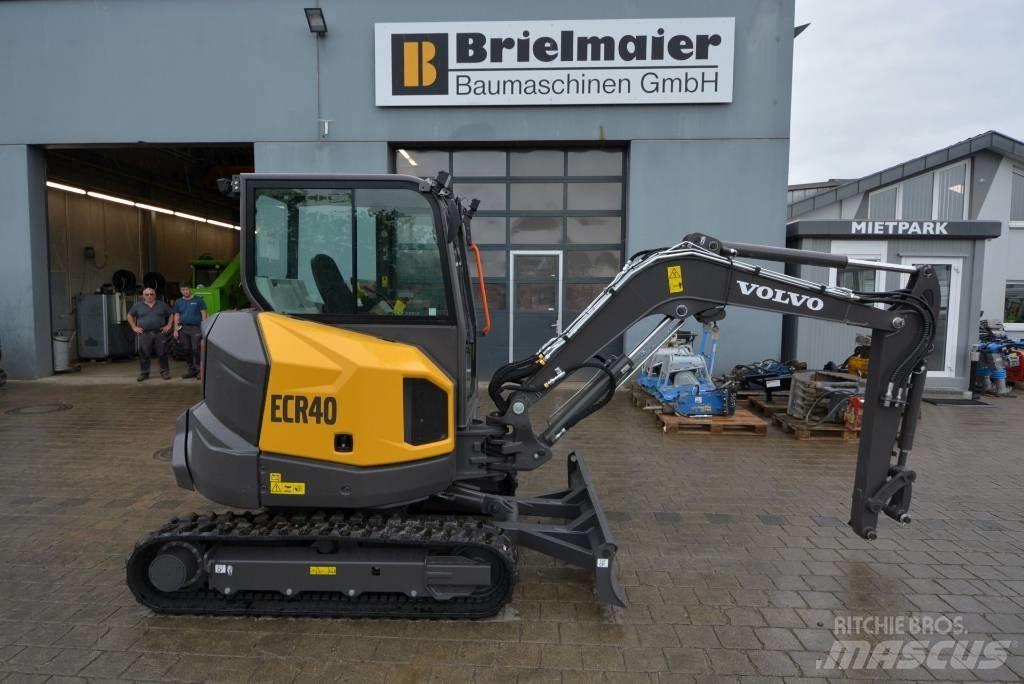 Volvo ECR 40 F 소형 굴삭기 7톤 미만