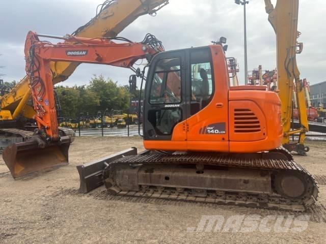 Doosan DX 140 LCR-3 대형 굴삭기 29톤 이상