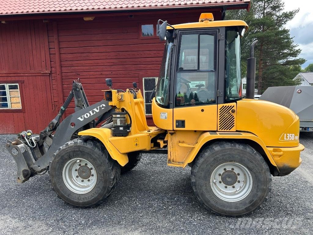 Volvo L 35 B  휠로우더