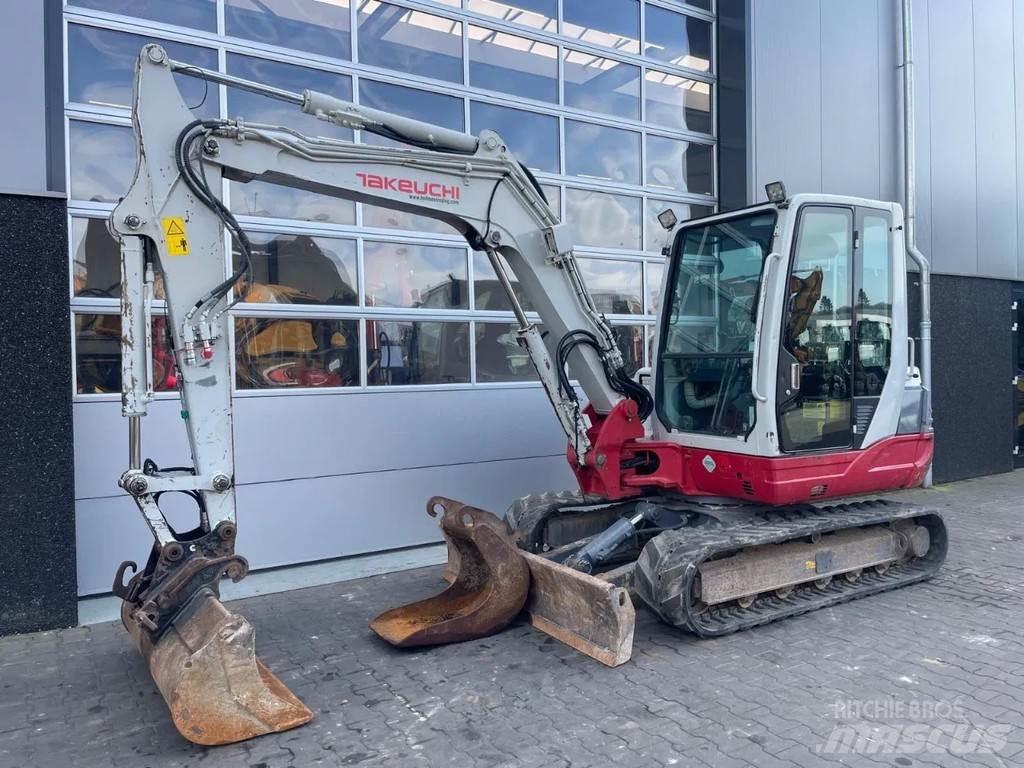 Takeuchi TB250 소형 굴삭기 7톤 미만