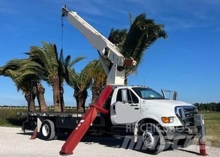 Ford F 750 크레인 트럭