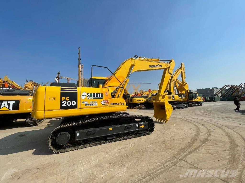 Komatsu PC 200-7 대형 굴삭기 29톤 이상
