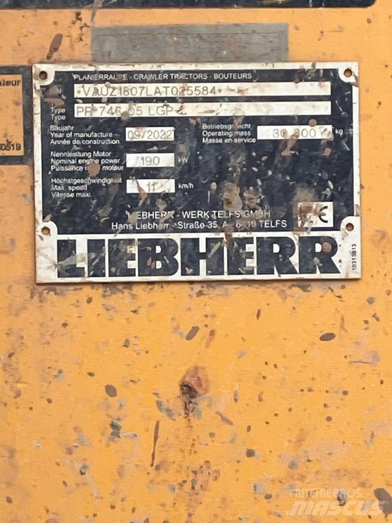 Liebherr PR 746 크롤러 도저