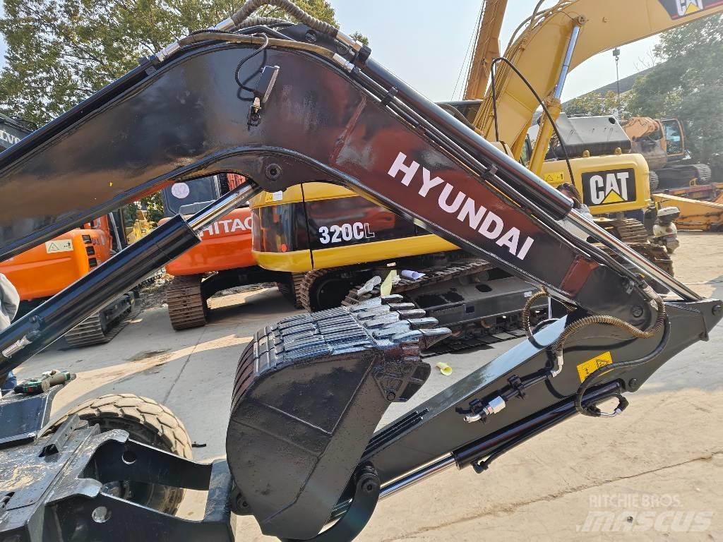 Hyundai 60W-9  휠 굴삭기