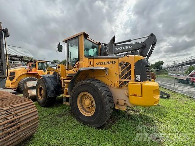 Volvo L 90 F  휠로우더