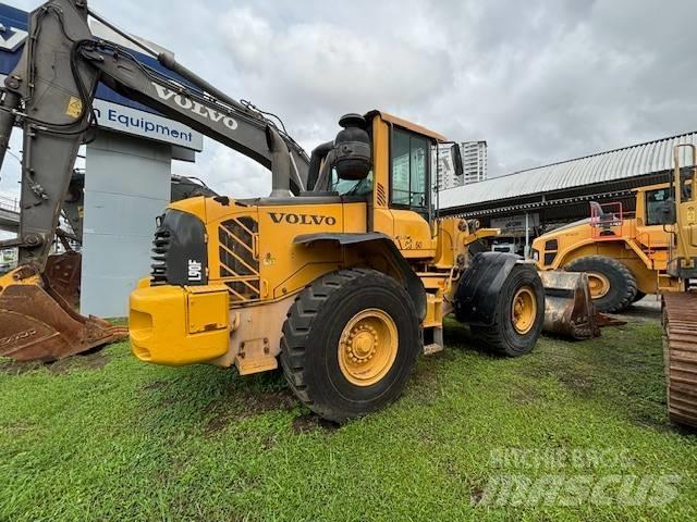 Volvo L 90 F  휠로우더