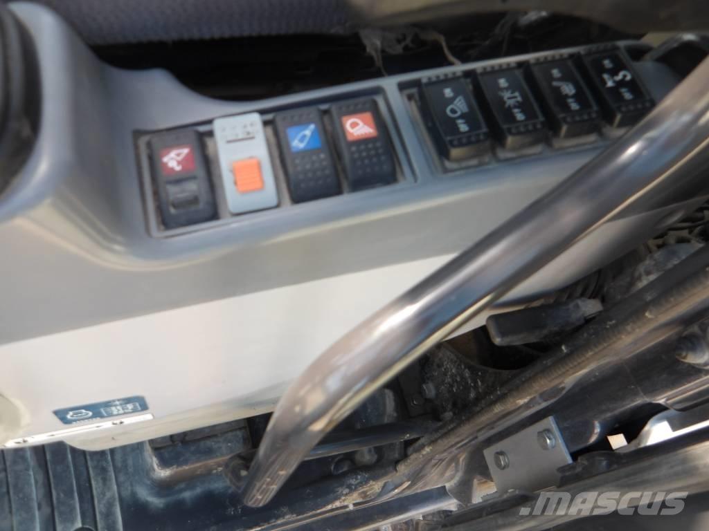 Hitachi ZX 250 LC-6 대형 굴삭기 29톤 이상