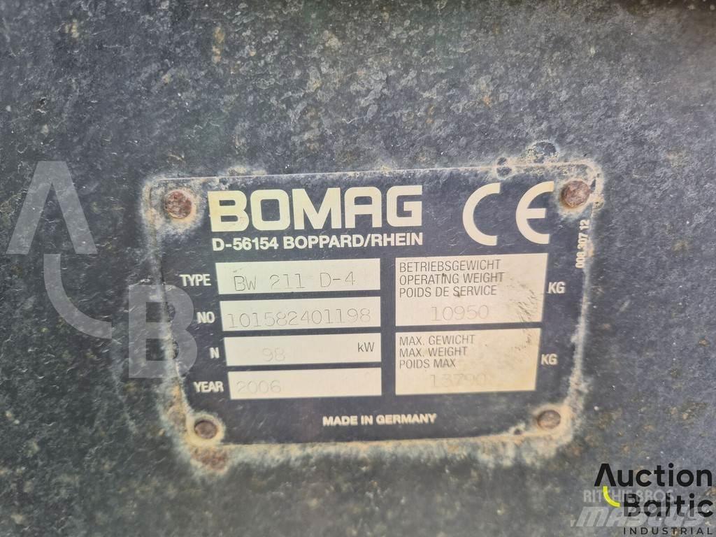 Bomag BW 211 D-4 싱글 드럼 롤러