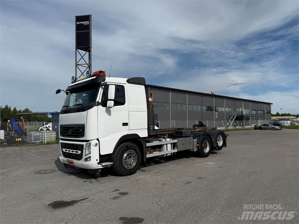 Volvo FH540 6x2 훅 리프트 트럭