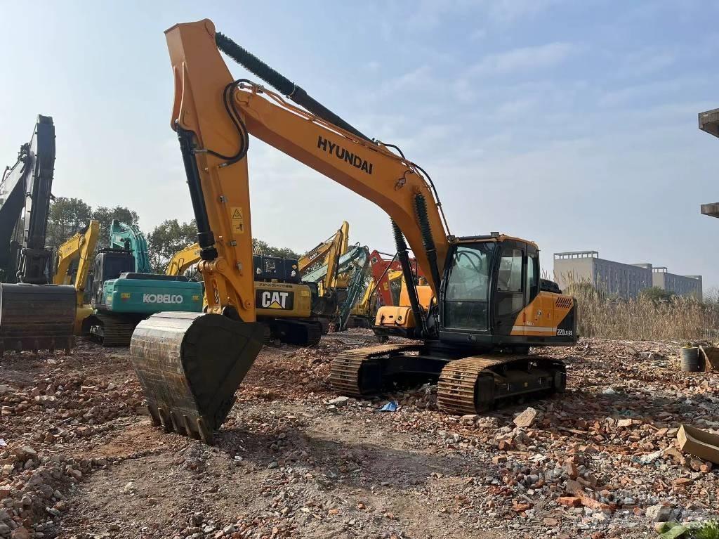 Hyundai R220 대형 굴삭기 29톤 이상