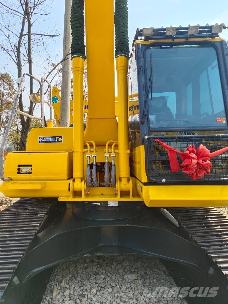 Komatsu PC 200 대형 굴삭기 29톤 이상