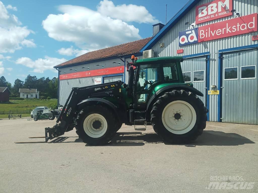 Valtra T 160 트랙터