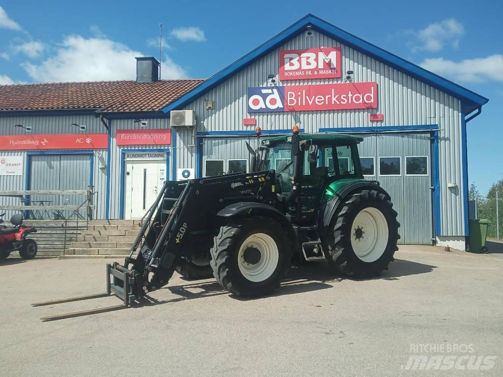 Valtra T 160 트랙터
