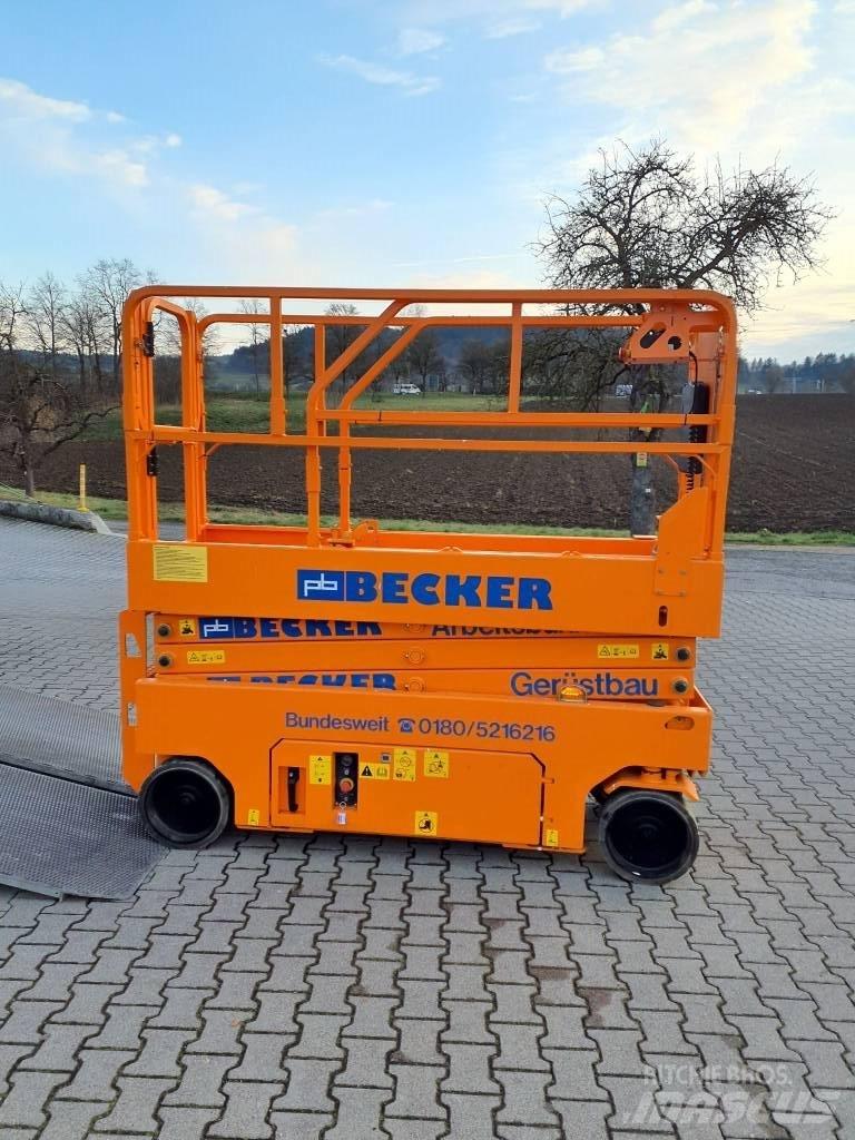 JCB S2032E (02304) 가위형 리프트