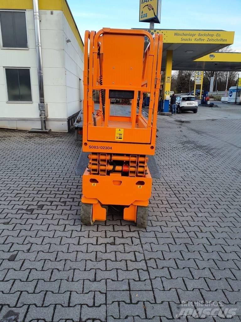 JCB S2032E (02304) 가위형 리프트