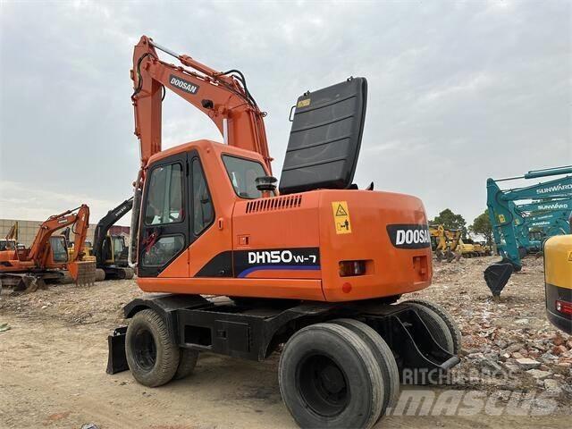 Doosan DH150W  휠 굴삭기