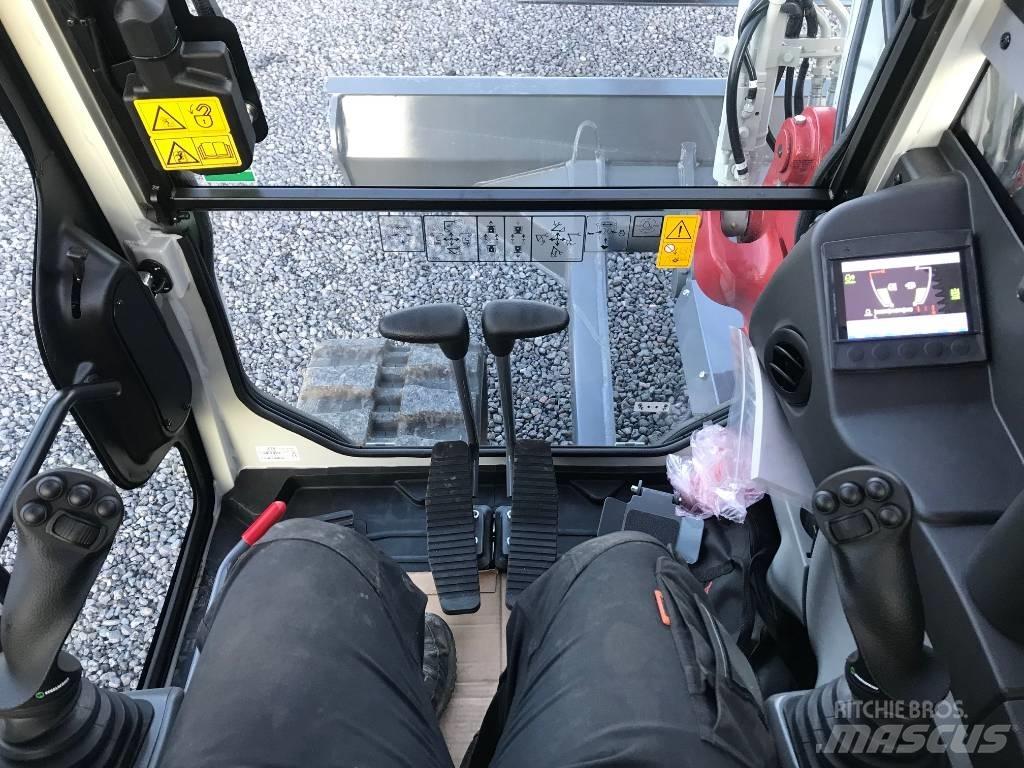 Takeuchi TB290-2 중형굴삭기 7톤-28톤
