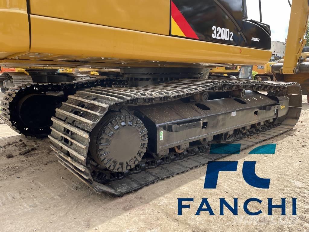 CAT 320 D 대형 굴삭기 29톤 이상