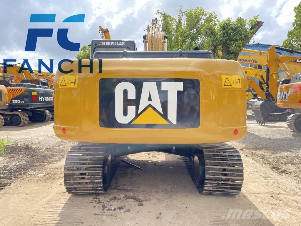 CAT 320 D 대형 굴삭기 29톤 이상