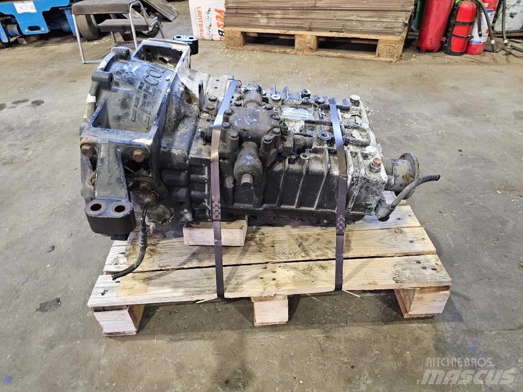 ZF 6S 850 기어박스