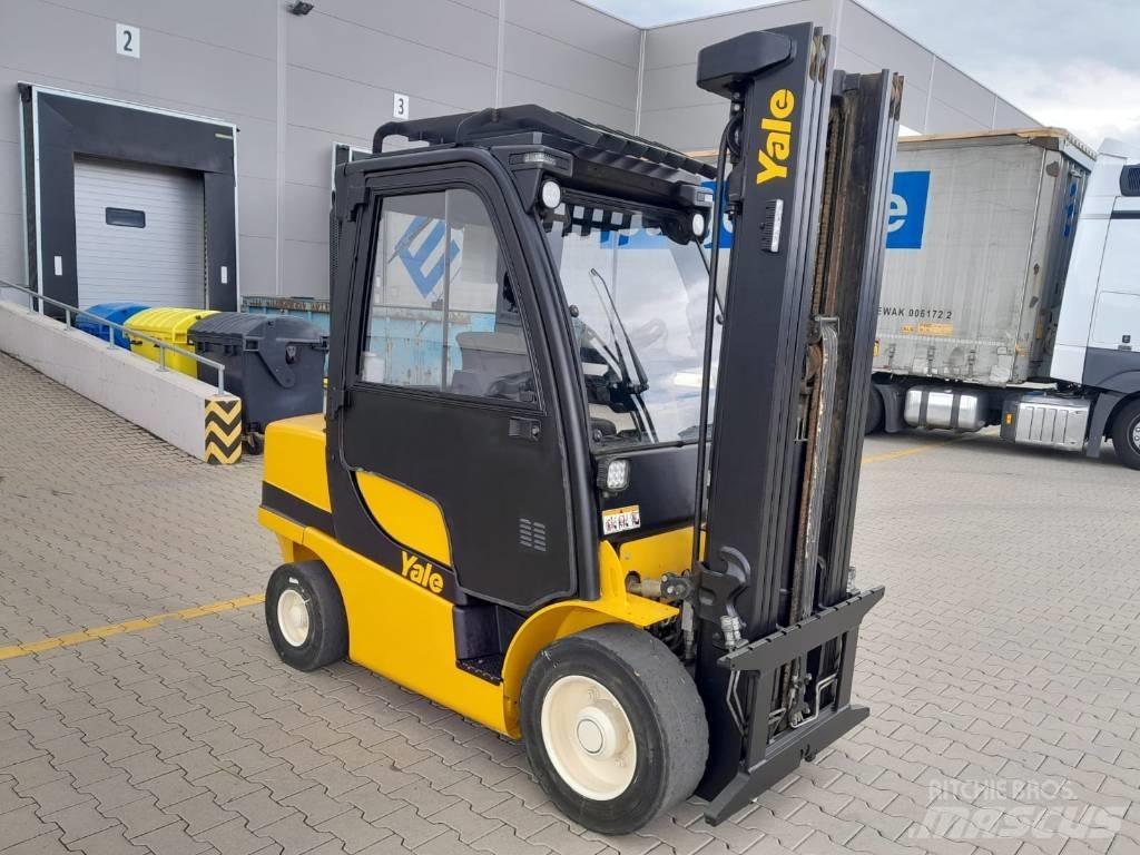 Yale GDP35VX 디젤 지게차