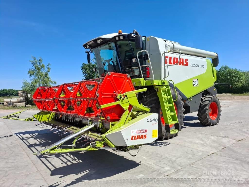 CLAAS Lexion 530 콤바인 수확기