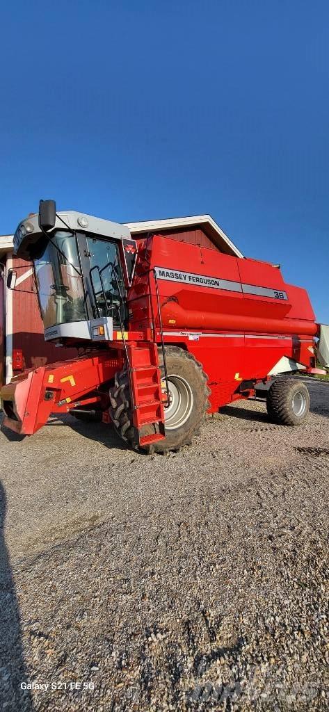 Massey Ferguson 36 콤바인 수확기
