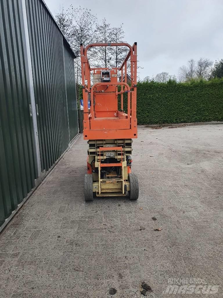 JLG 2032 ES 가위형 리프트