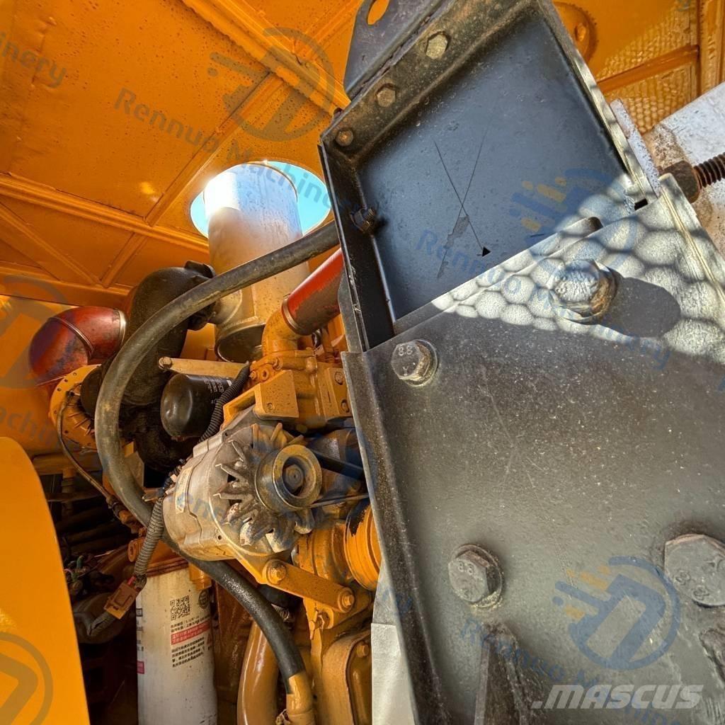 XCMG XS 223 J 싱글 드럼 롤러