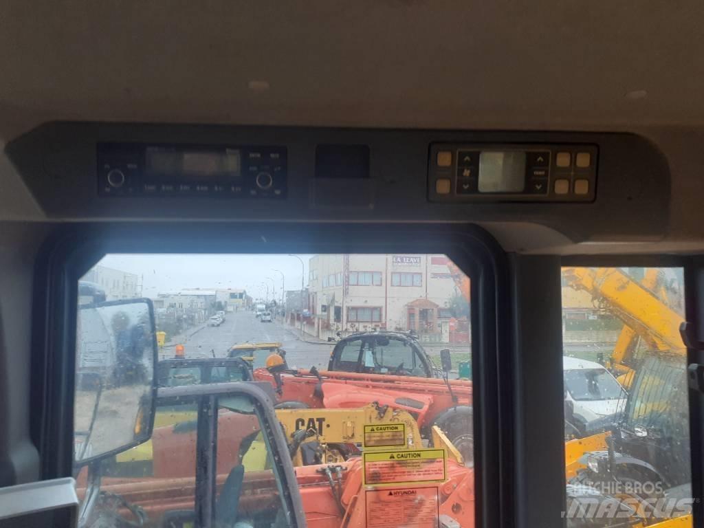 Hyundai HL 757-9 A  휠로우더