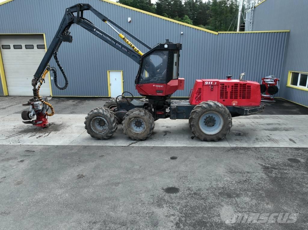 Valmet 911.3 원목 하베스터