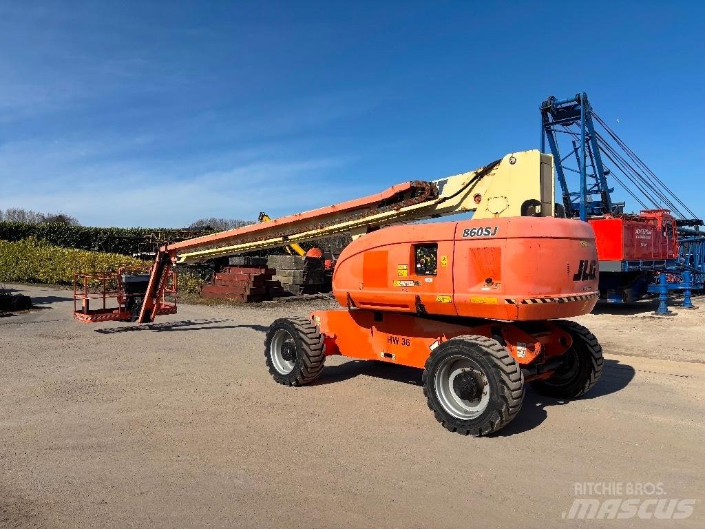 JLG 860 SJ 견인식 전동이동 리프트