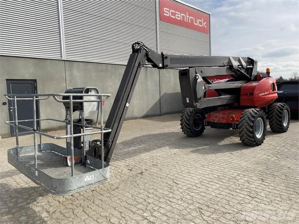 Manitou 200ATJRC 관절형 전동이동 리프트