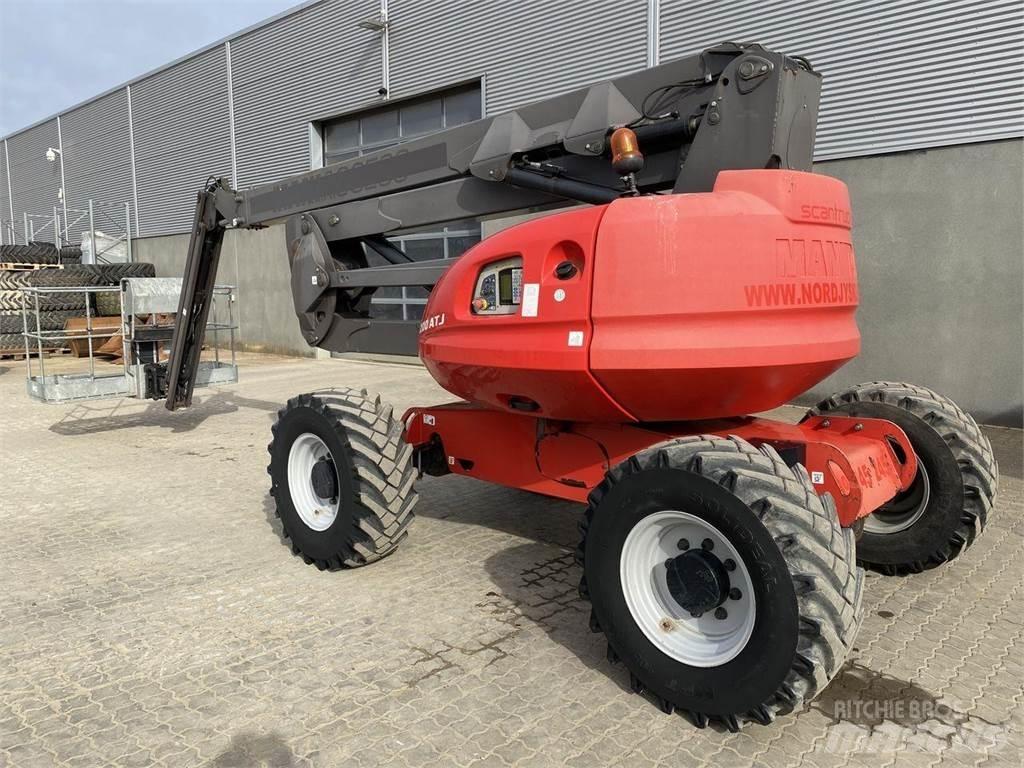 Manitou 200ATJRC 관절형 전동이동 리프트