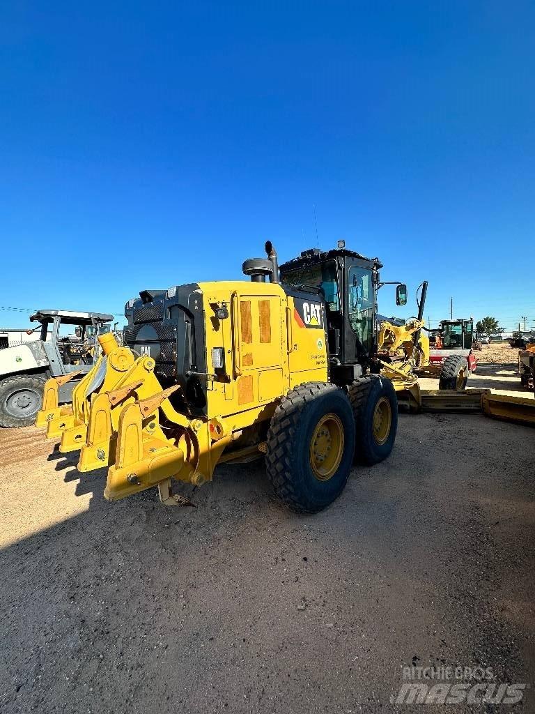 CAT 12 M 2 그레이더
