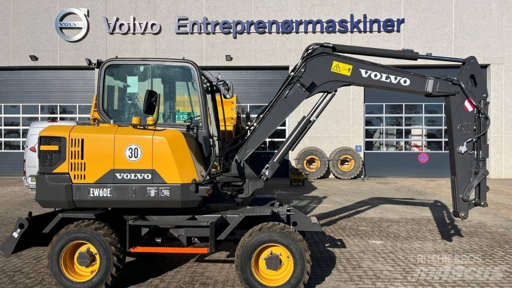 Volvo EW60E  휠 굴삭기