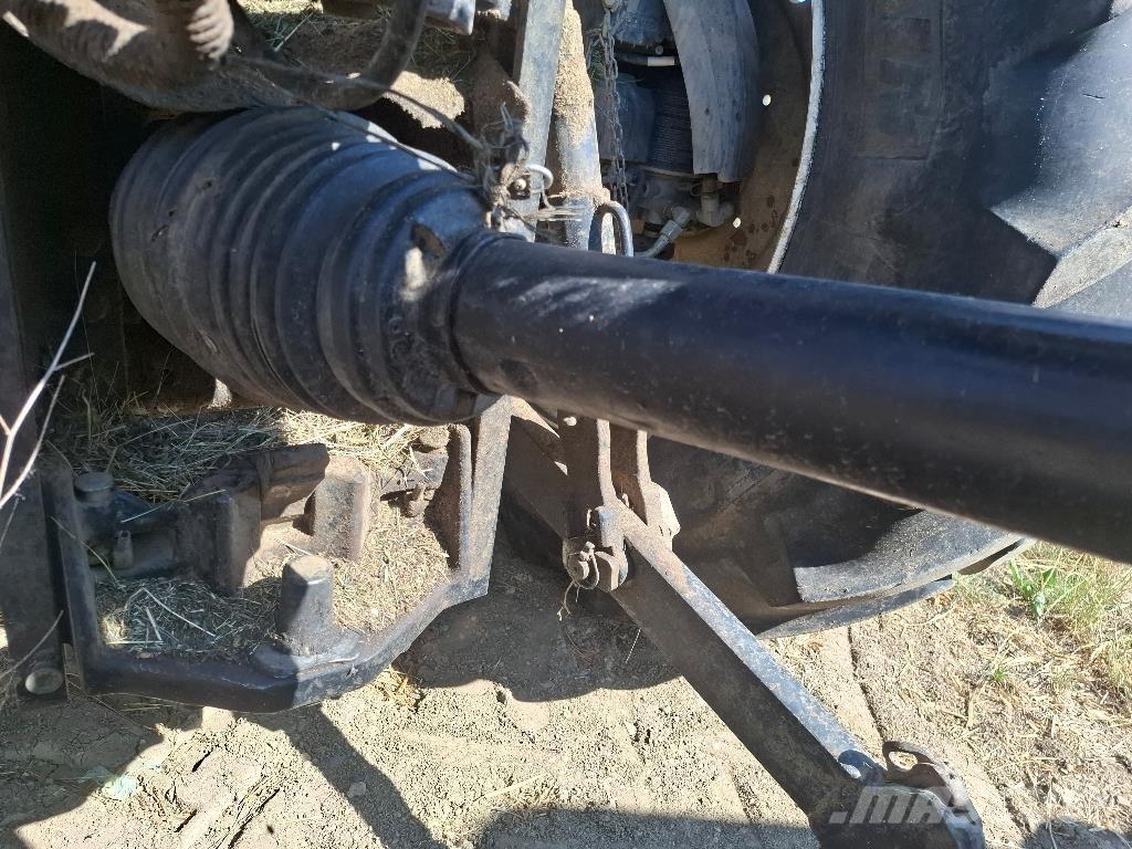 John Deere V461M 원형 곤포기