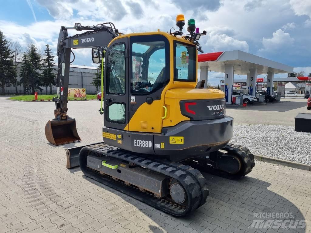 Volvo ECR 88 D 중형굴삭기 7톤-28톤