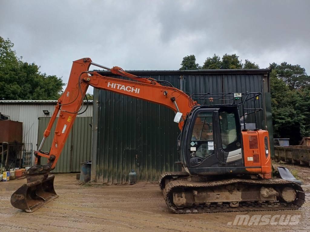 Hitachi ZX 135 US-6 대형 굴삭기 29톤 이상